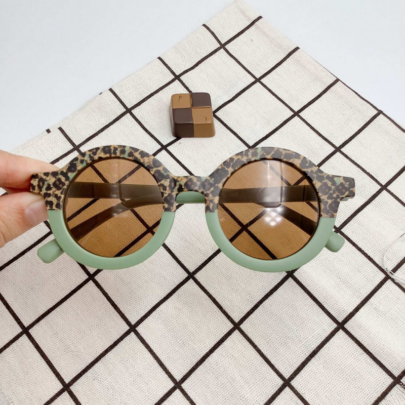 LEOPARD PRINT GREEN SUNGLASSES